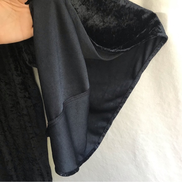 Vintage Charades Halloween grim reaper costume velvet cloak with huge sleeves - Picture 3 of 3